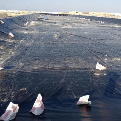 Nero Bianco Verde Blu GB/ASTM GRI-GM13 Geomembrana HDPE standard LDPE LLDPE PVC EPDM