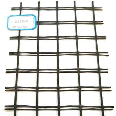 CE/ISO9001 Approvato 25-200kn/m Costruzione stradale Griglia geogrid monoassiale biassiale in PVC rivestita in poliestere