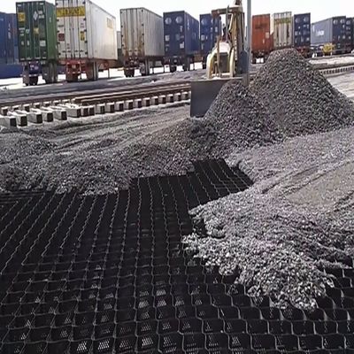 Distanza di saldatura 330mm-1000mm Geocell Paver per l'erba per la vendita stile di design contemporaneo