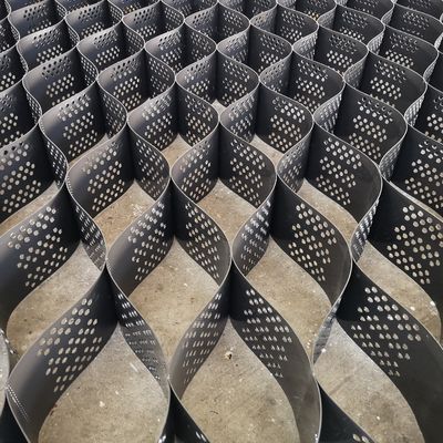 Pavimentatore di ghiaia a geocelle giallo in HDPE per la stabilizzazione del suolo di allevamenti di cavalli stabile e durevole