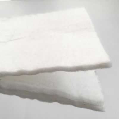 350gm Tessuti non tessuti Geotessili PP Aglio perforato Geotessili non tessuti in bianco
