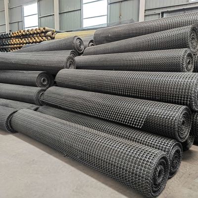 Materiale di polipropilene 15kn Fence Farm Mesh Geogrid per applicazioni agricole