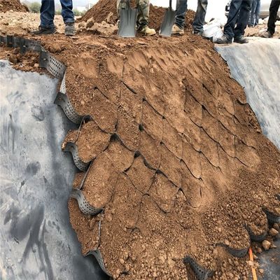 Geocella in HDPE a superficie liscia bianca per la stabilizzazione del suolo e il controllo dell'erosione