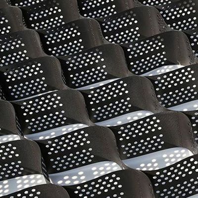 Armatura del suolo di progettazione tradizionale Geogrid Materiale HDPE Geocell Ghiaia per marciapiede