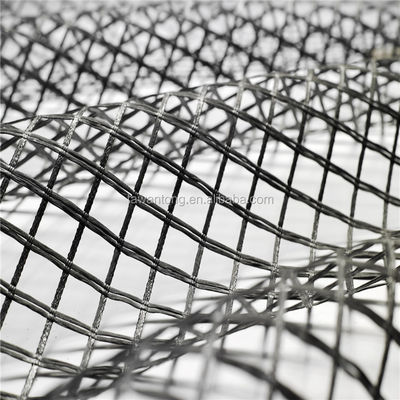 25mm*25mm Progettazione tradizionale Ingegneria civile PET Mesh Geogrid Muro di contenimento Griglia geologica Griglia di terra