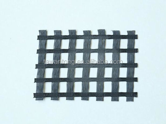 25mm*25mm Progettazione tradizionale Ingegneria civile PET Mesh Geogrid Muro di contenimento Griglia geologica Griglia di terra