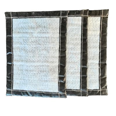 30 m di lunghezza Involucro di argilla geosintetica 4500-6000 g per rinforzo e protezione delle discariche