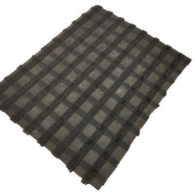 Armatura stradale 100-100kn Geogrid in fibra di vetro composto da 50g di tessuto non tessuto