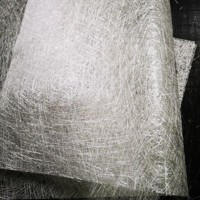 E-glass Jushi Fibra di vetro tritato Strand Mat 300gm 450gm con media morbidezza bianco