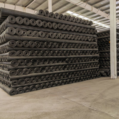 Materiale di costruzione stradale Polipropilene Griglia biassiale con resistenza alla trazione 15-60KN