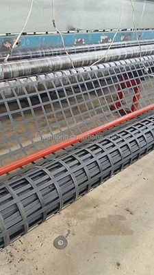 Geogrid per la costruzione stradale con elevata resistenza alla trazione e progettazione uniaxiale/biaxiale
