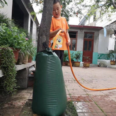Bagno di irrigazione per alberi da 20 galloni con rilascio lento Irrigazione a goccia per alberi e paesaggi