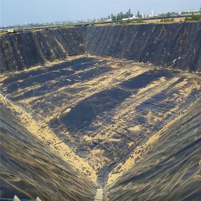 Geomembrana di rivestimento di diga in HDPE per il progetto di diga Lunghezza in base alle esigenze del cliente