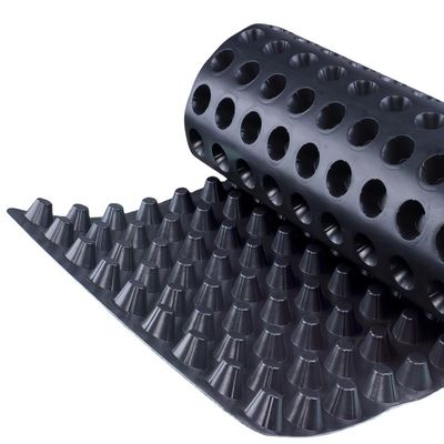 Tavola di drenaggio in plastica a fossette in HDPE di 60 mm di altezza per terrazzi da golf e tetto impermeabilizzato