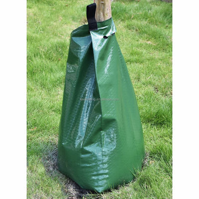 20 galloni di capacità PE rinforzato Portable bag irrigazione a goccia per la cura degli alberi e delle piante