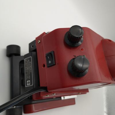 Macchina di saldatura a geomembrana a cuneo caldo 850W Potenza per progetti agricoli