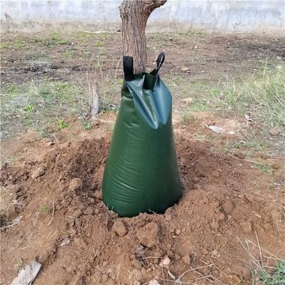 Sacchetto ad acqua a goccia a rilascio lento da 75L per alberi e cespugli