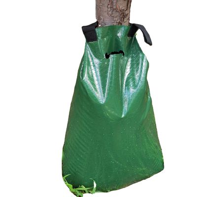 75L Tasca d'acqua a goccia a rilascio lento per alberi e cespugli Funzione Lavoro di irrigazione a goccia