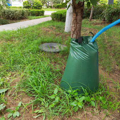 Bagno per l'irrigazione degli alberi in PVC PE di capacità 75L certificato CE/ISO con due tubi di alimentazione diretta