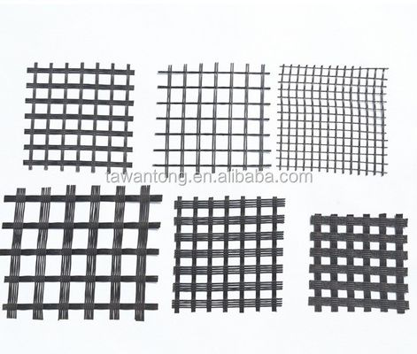 Geogrid di rete in fibra di vetro da 80 kn per la solidificazione del letto stradale in poliestere biassiale