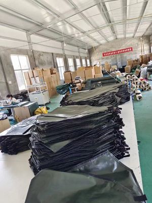 Bagno per l'irrigazione degli alberi in PVC a rilascio lento da 15-20 galloni con protezione UV