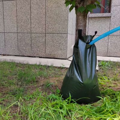250-3500g sacchetto di irrigazione per alberi in PE sistema di irrigazione a rilascio lento per alberi 4 pacchetti 20 galloni