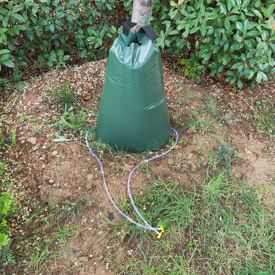 Confortevole sacchetto di irrigazione a goccia per alberi in PVC da 75L per 650g